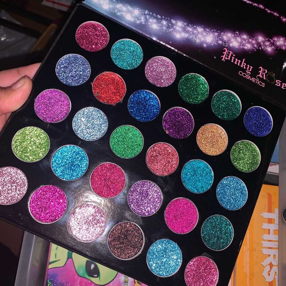 Pinky Rose Glitter Pallete